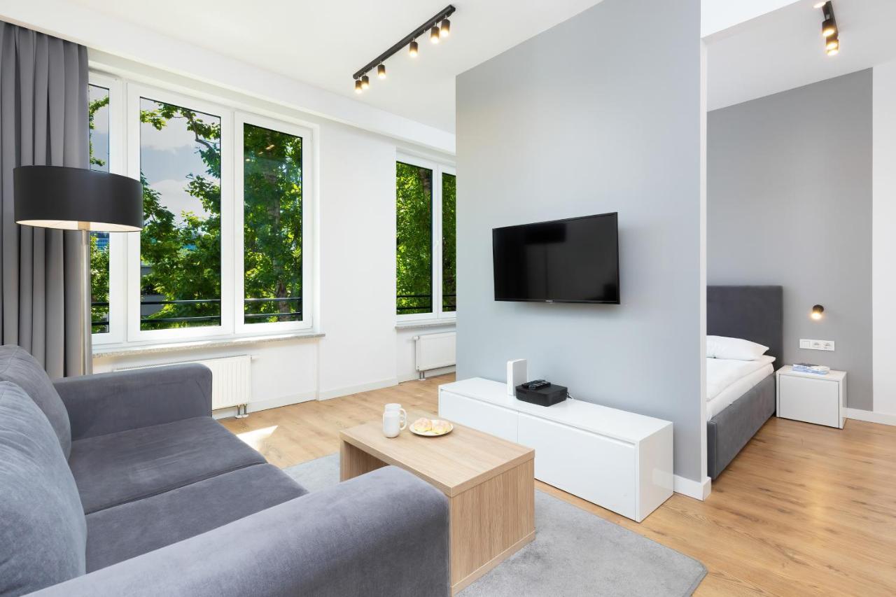 Wola Pet-Friendly Apartments With Ac Slawinska By Noclegi Renters Warsaw Exterior photo